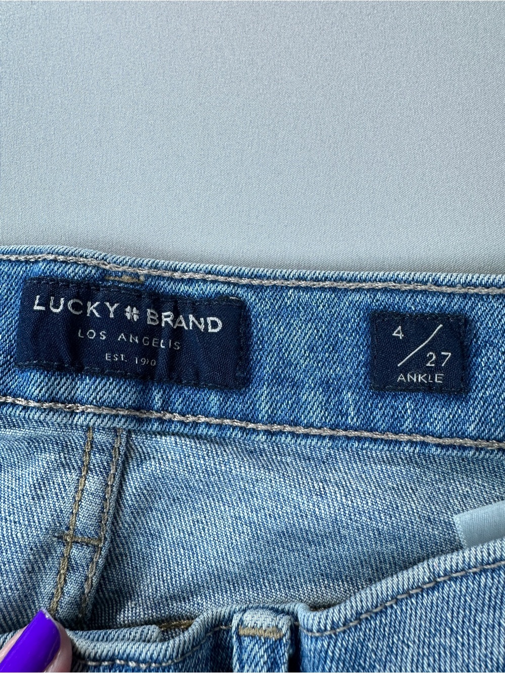 Lucky Brand Jeans 4 27 Mid Rise Skinny Ava Faded High-Rise Distressed Raw Hem - Picture 3 of 10